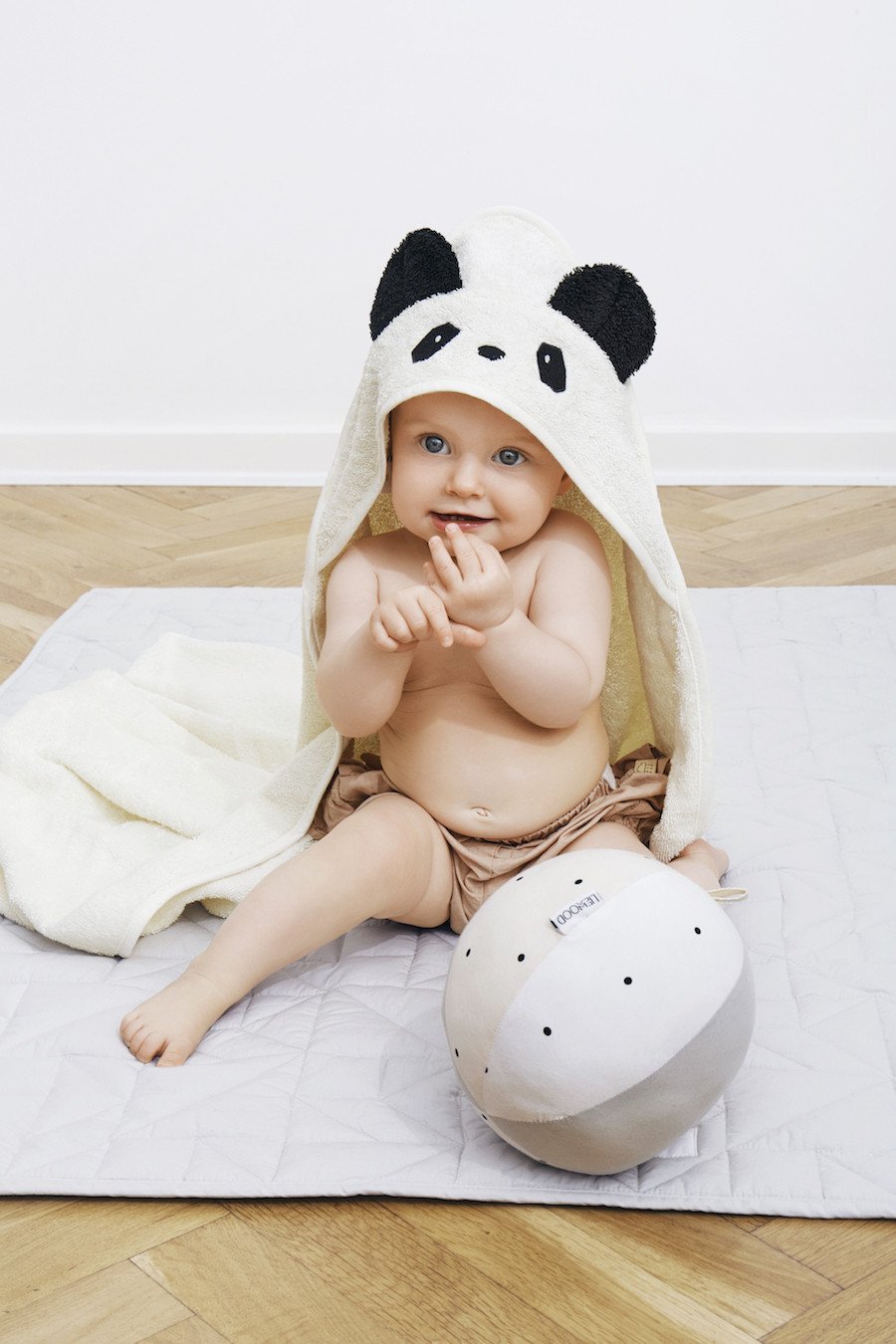 Liewood Augusta Towel Panda - Scandibørn