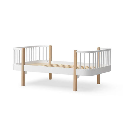 Oliver Furniture Wood Junior Bed - White & Oak