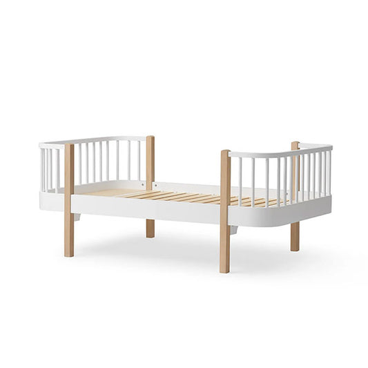 Oliver Furniture Wood Junior Bed - White & Oak