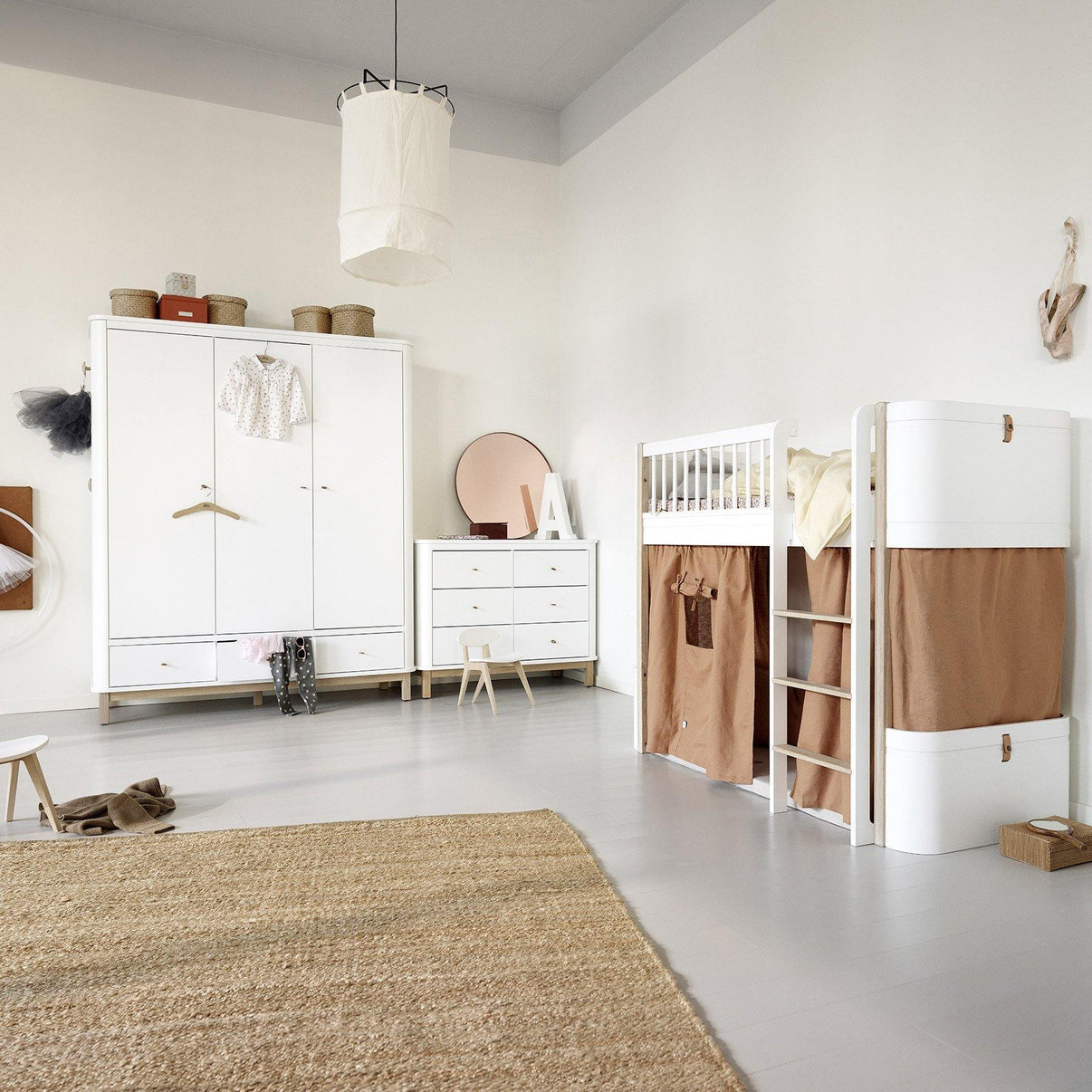 Oliver Furniture Wood Mini + Low Loft Bed Oak & White Scandiborn