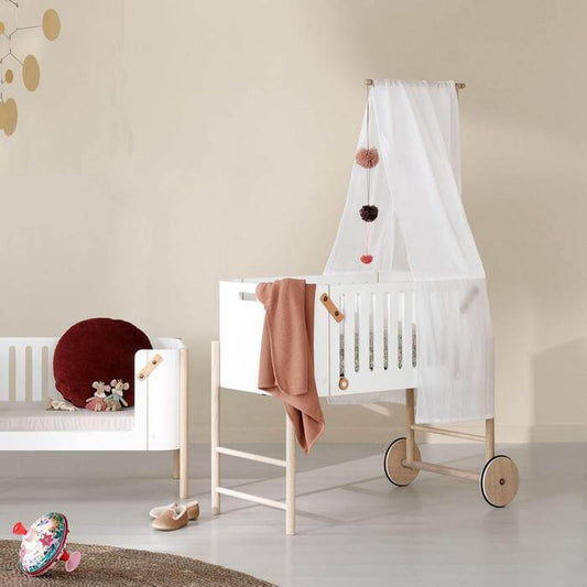 Oliver Furniture Wood Co-Sleeper Bed Canopy - White - Scandibørn