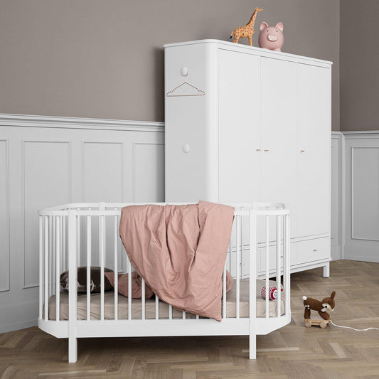 Oliver Furniture Wood Baby Cot - White