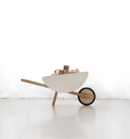 Ooh Noo Toy Wheelbarrow - Scandibørn