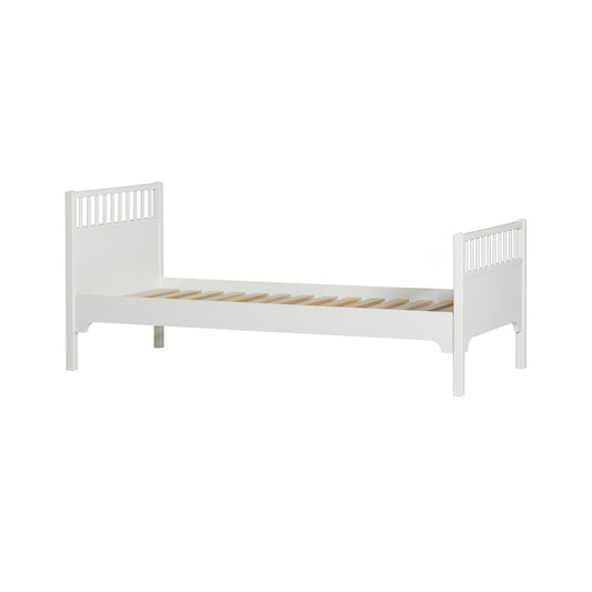 Oliver Furniture Seaside Classic Bed