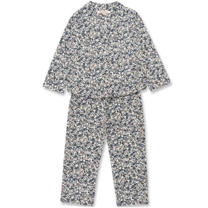 Studio Feder - Children's Pyjamas in Floral Blue - Scandibørn