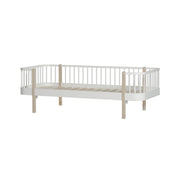 Oliver Furniture Wood Original Day Bed in white and oak, a versatile and stylish piece ideal for summer houses, guest rooms, or teen bedrooms. 
