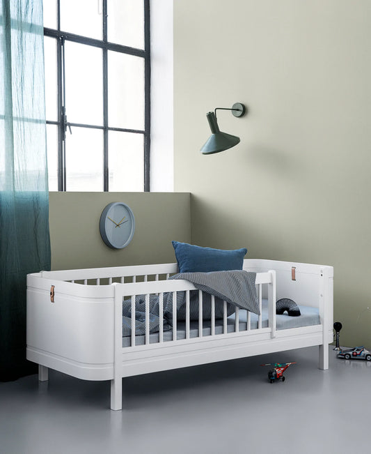 Oliver Furniture Conversion Kit - Mini+ Cot to Junior Bed - White